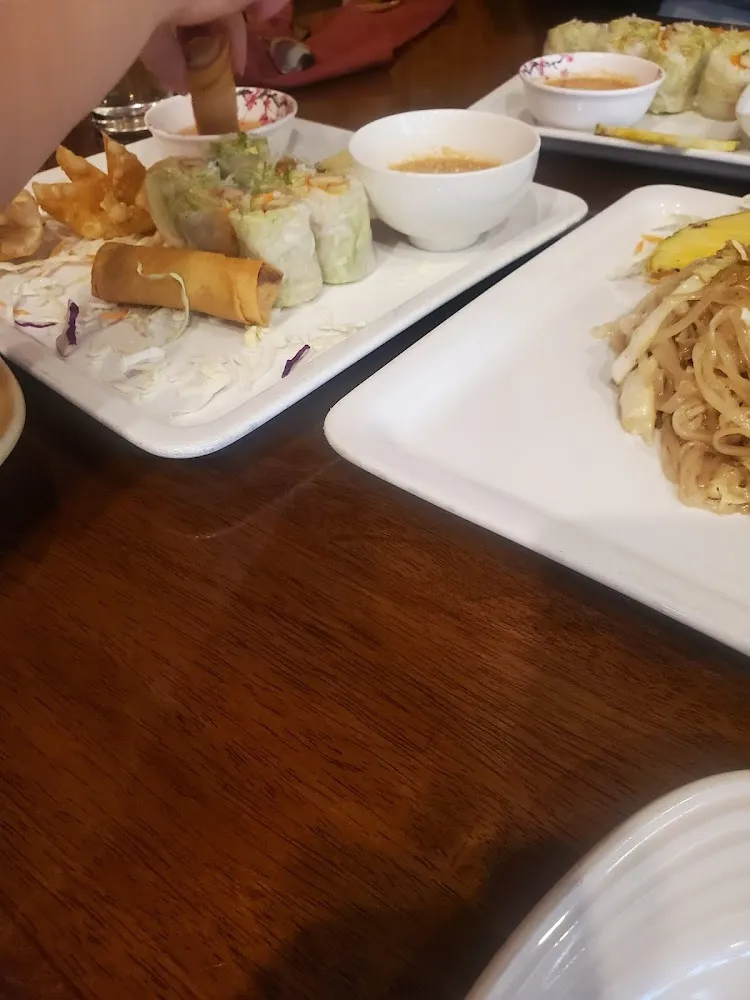 Pad Thai and Sample